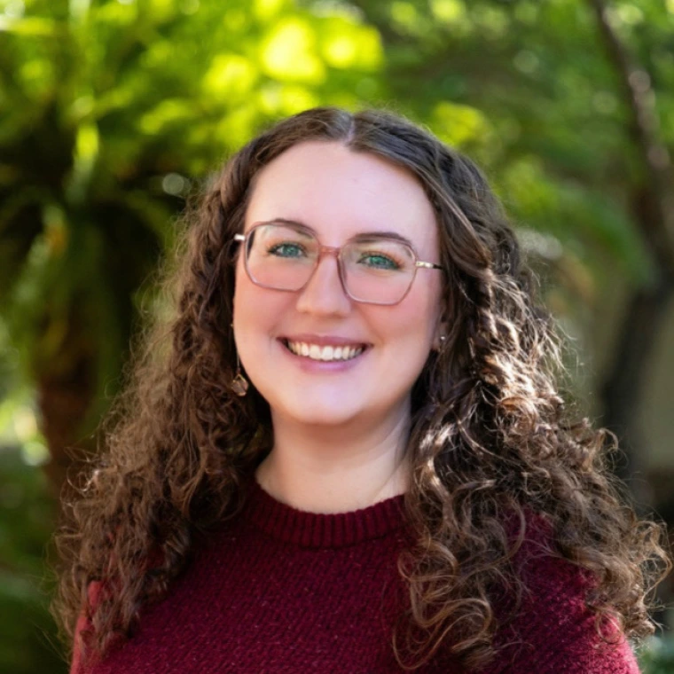 Headshot of Lauren Williams