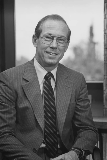 Portrait of Roger Henderson.
